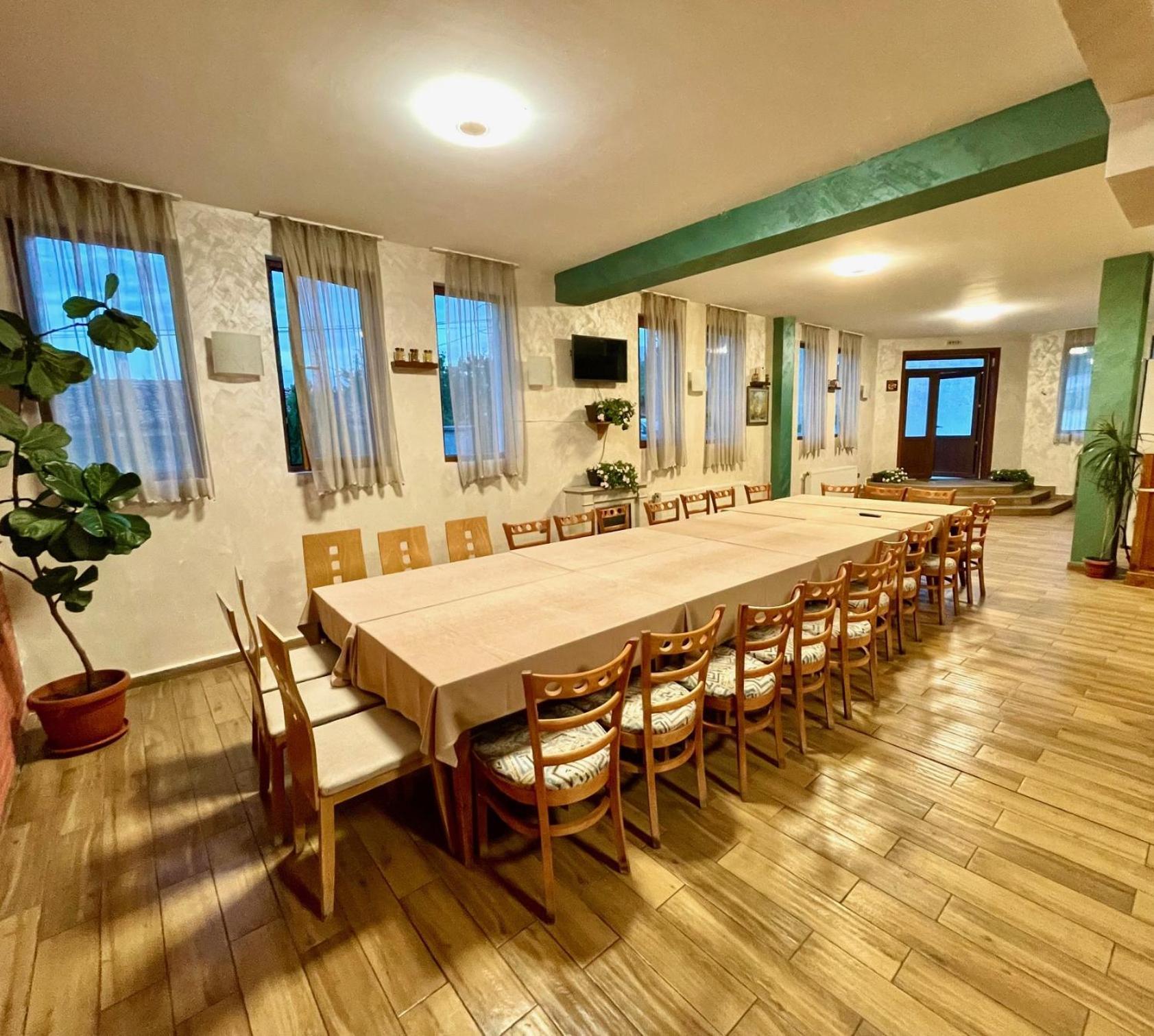 Вила Флора Паталеница Buitenkant foto
