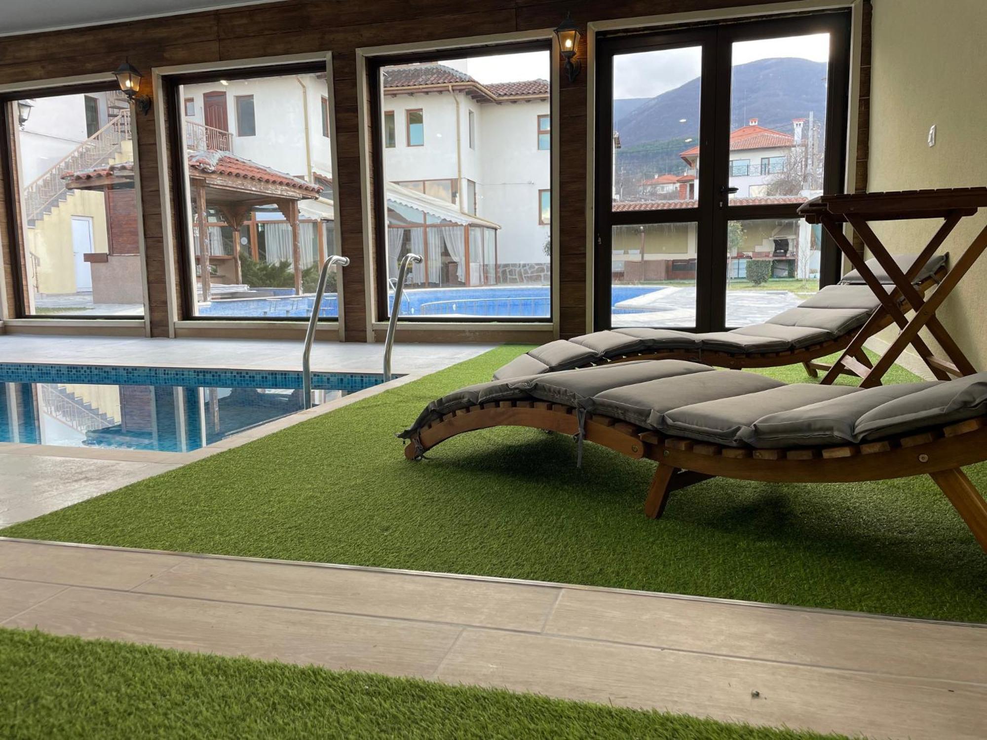 Вила Флора Паталеница Buitenkant foto